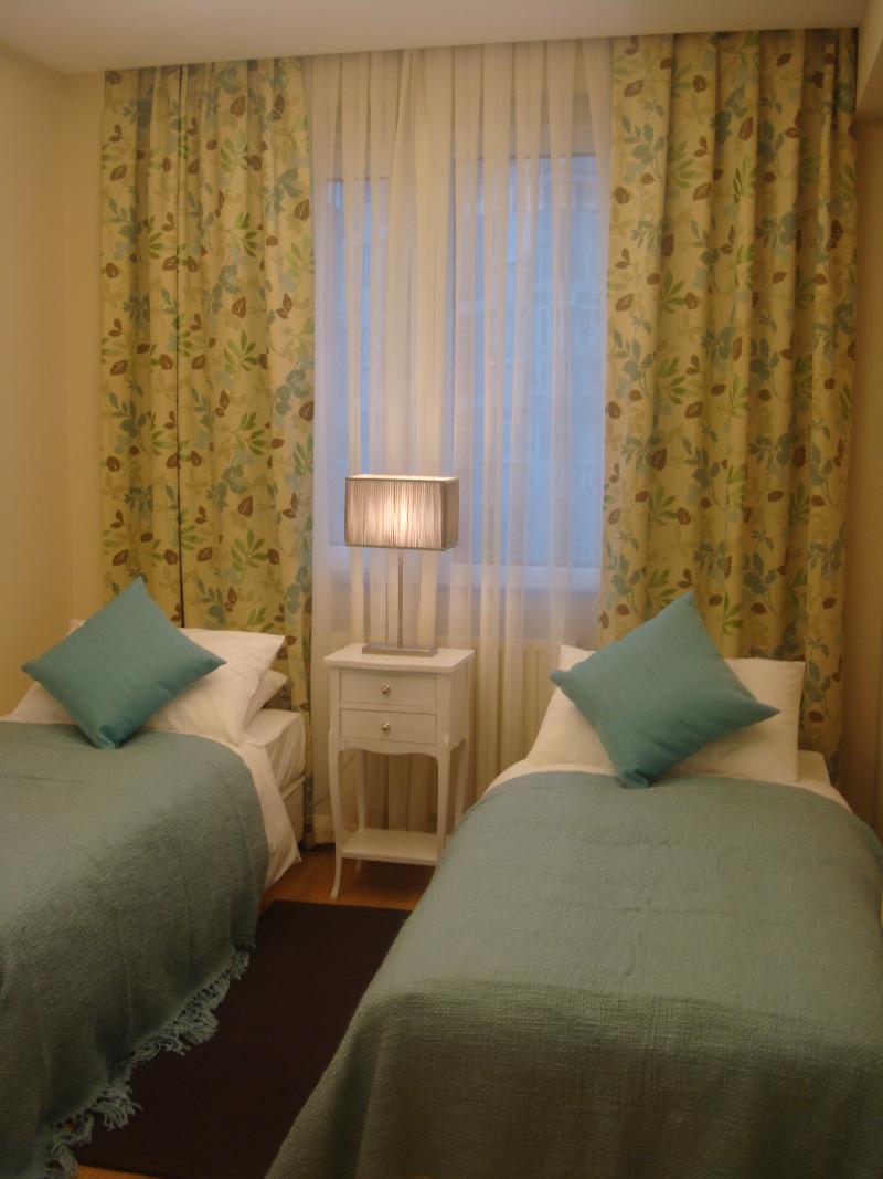 Cheya Sisli Bnb Medical & Business City Center Tesvikiye Suites And Apartments Istanbul Bagian luar foto