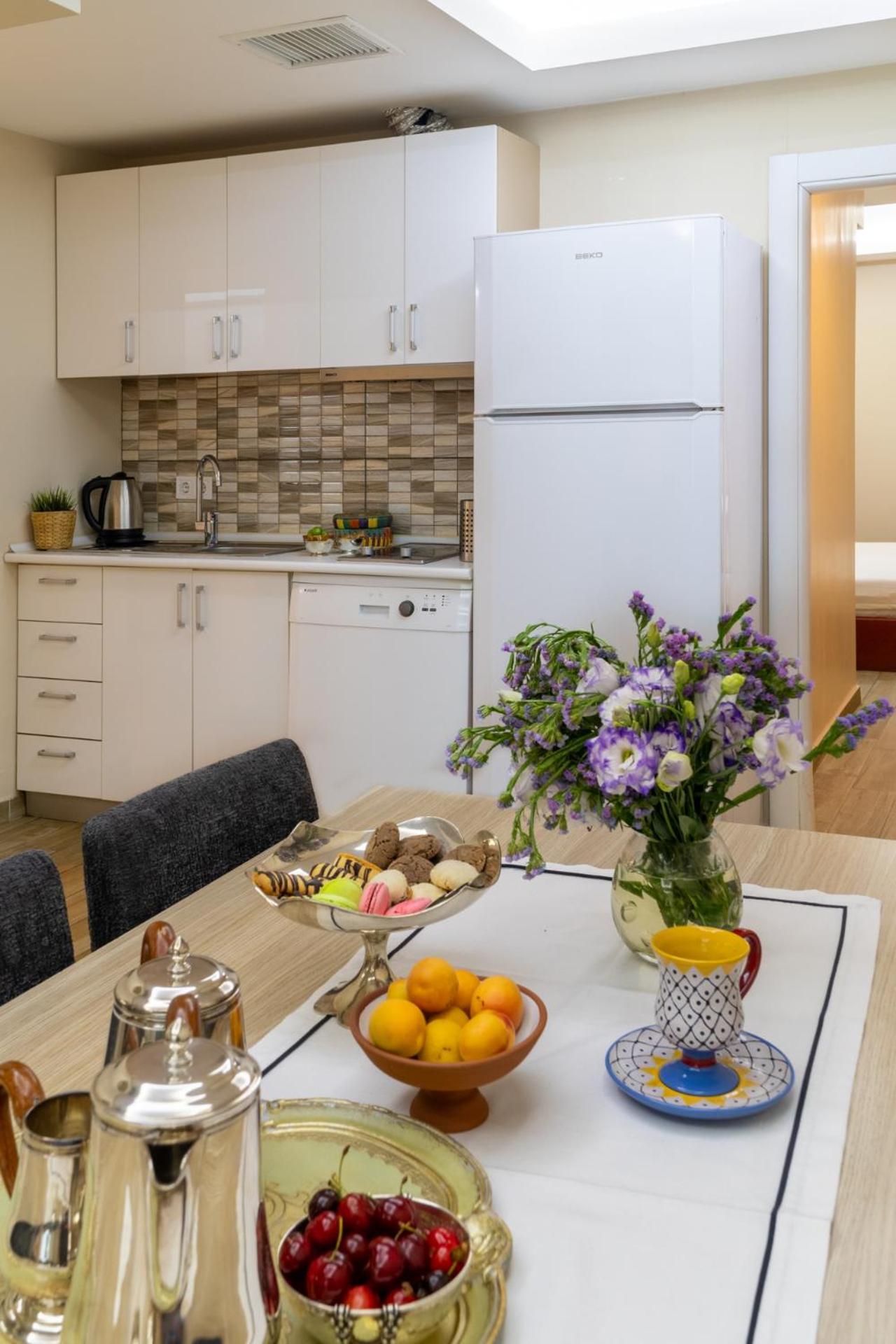 Cheya Sisli Bnb Medical & Business City Center Tesvikiye Suites And Apartments Istanbul Bagian luar foto